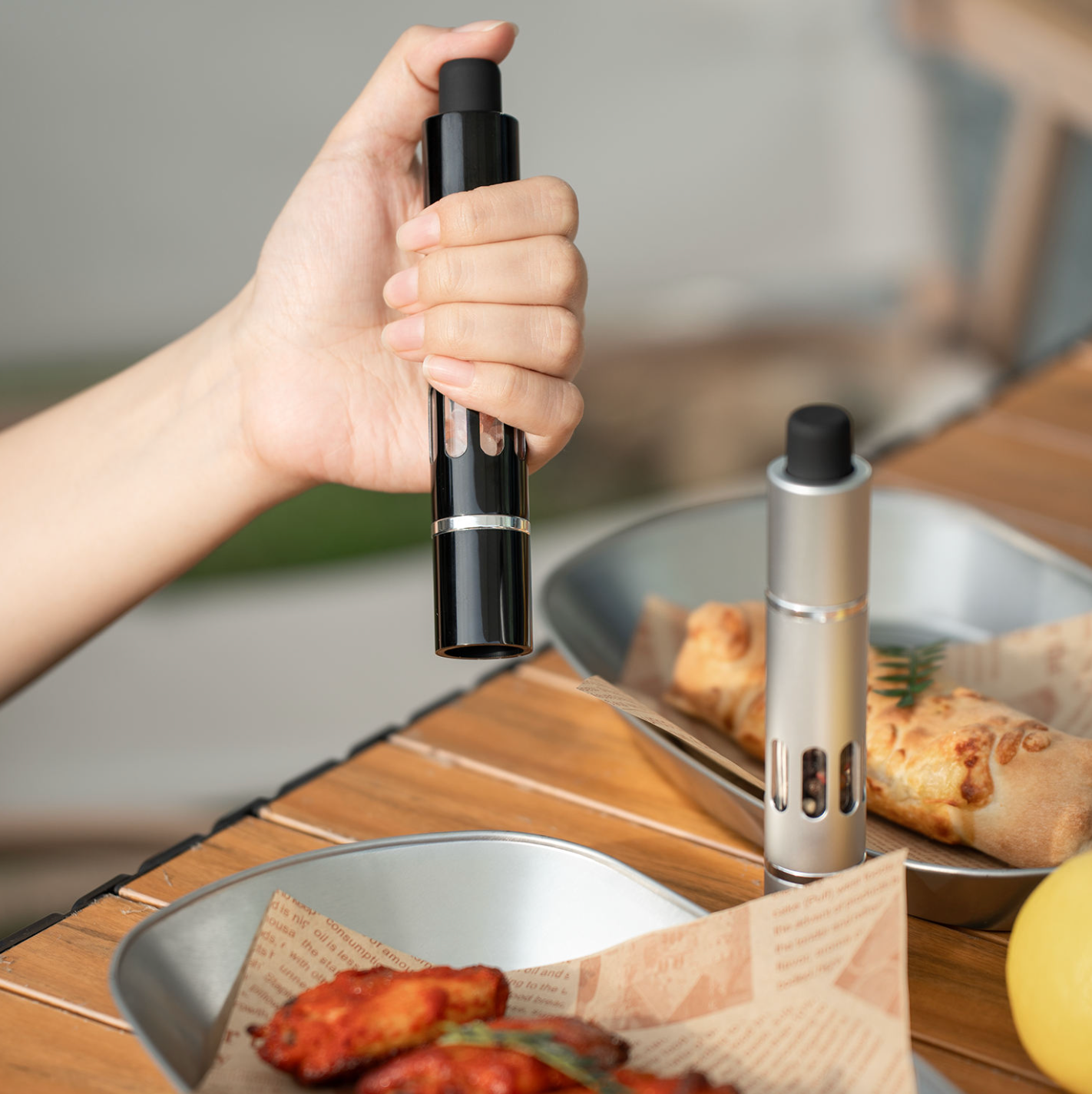Electric Mini Salt & Pepper Grinder